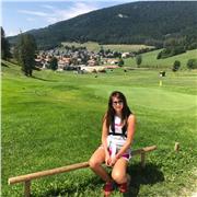 Laureata in ambito scientifico e laureanda in Scienze della formazione primaria offre lezioni specifiche e aiuto compiti